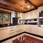Chalet L'alouvy Winter Dream For Family At Verbier